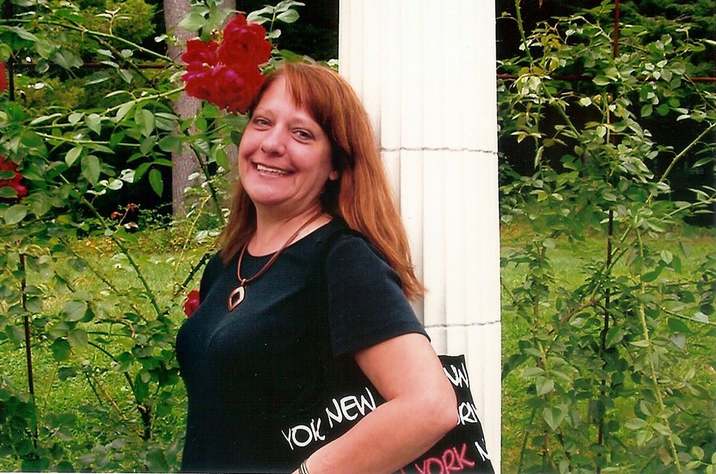 Beth Lynn Perreault Profile Photo