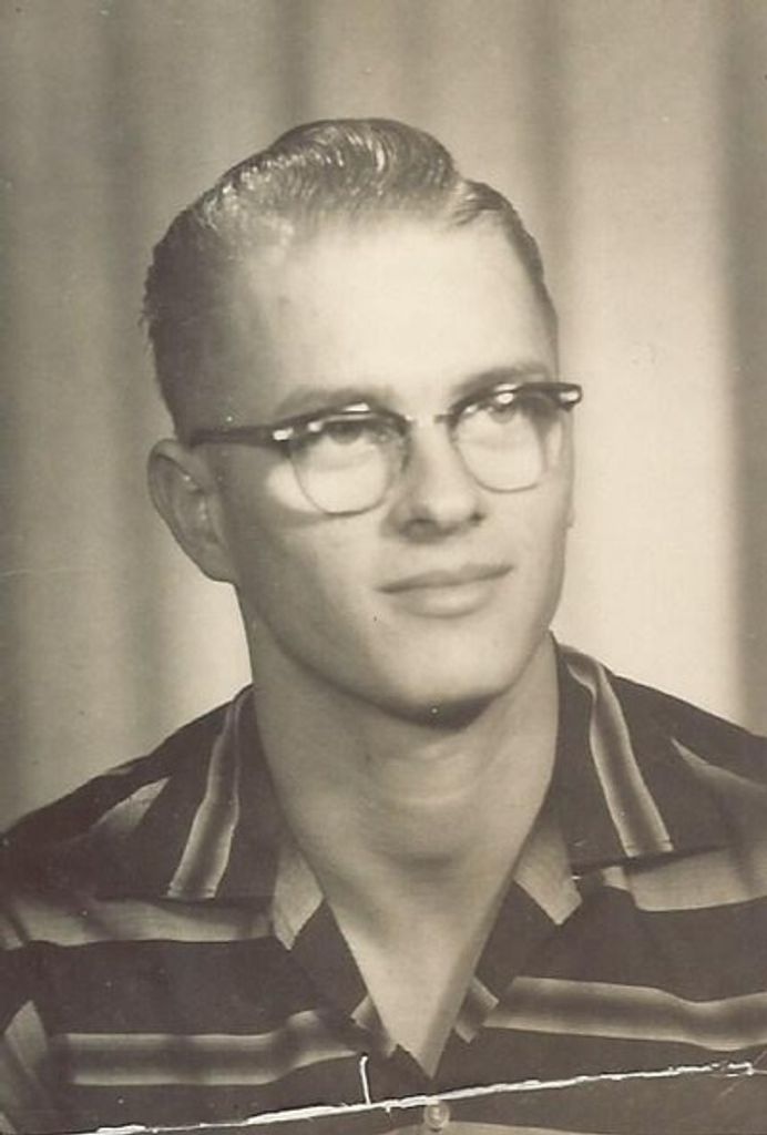 R.W. Howard Profile Photo
