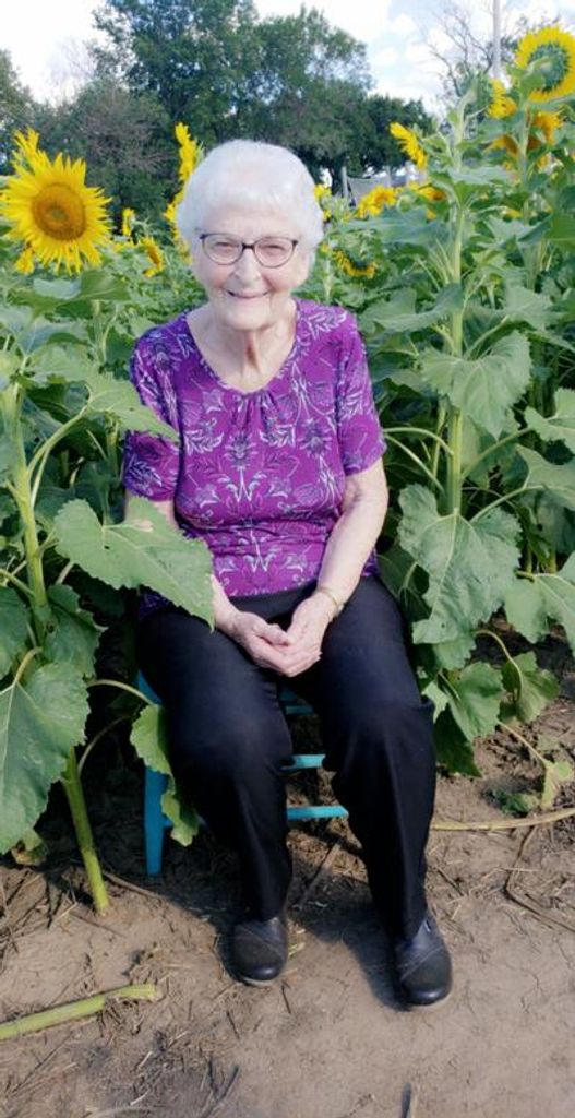 Margaret "Yvonne" White Profile Photo