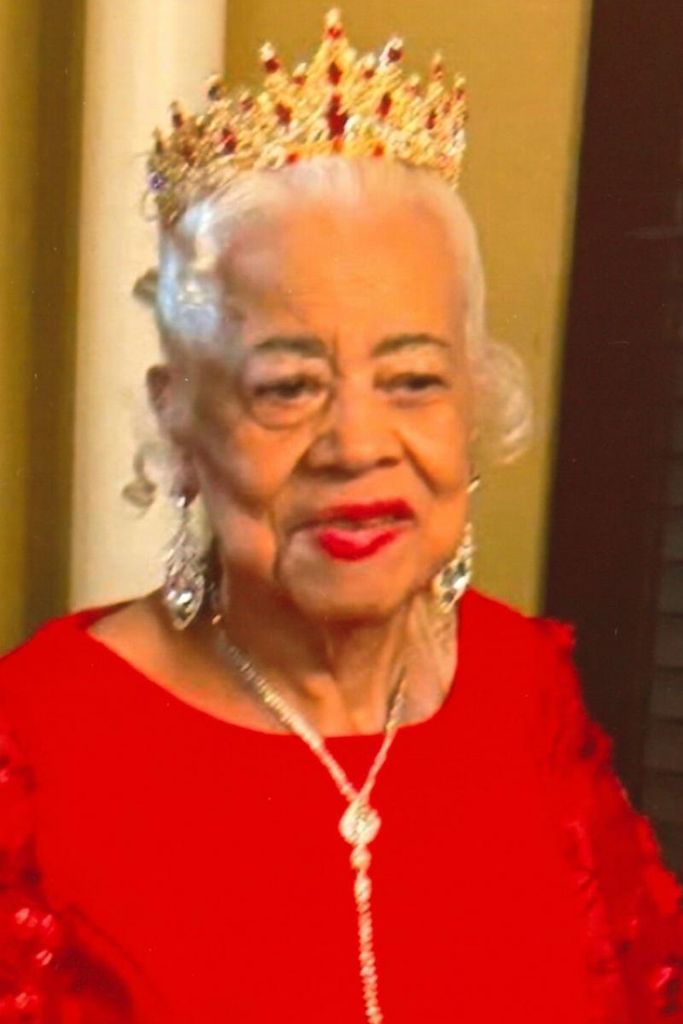 Elizabeth Irene (Proctor) Swann