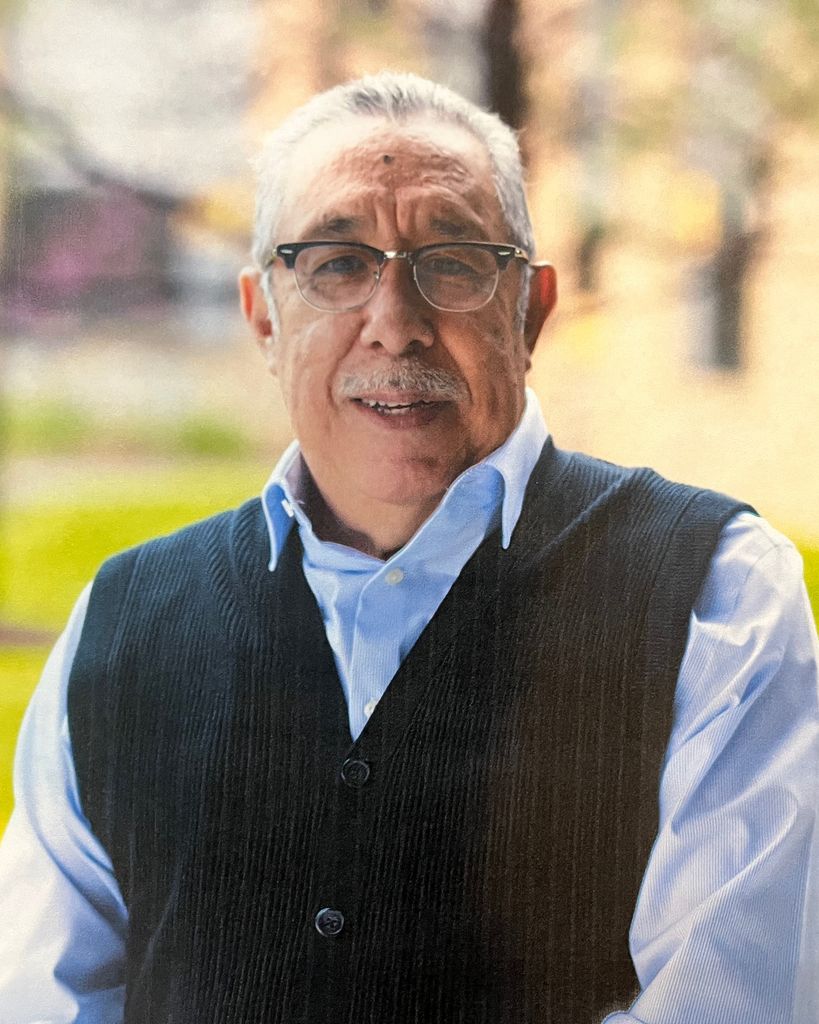 Sergio R. Santillano