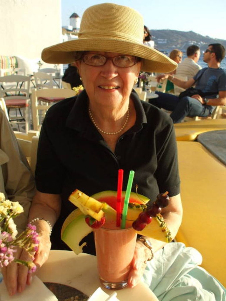 Betty Lou (Lam)  Cromwell