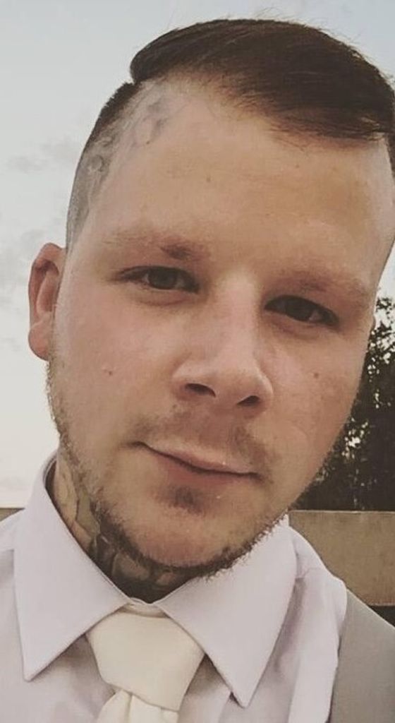 Brandon Thomas Lee Profile Photo