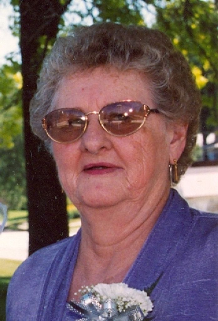 Lois D. "Darlene" Manary