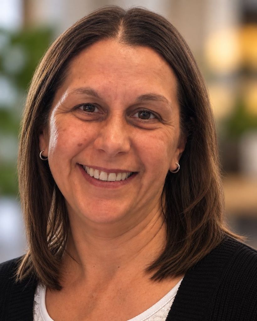 Suzanne M. Gombar Profile Photo