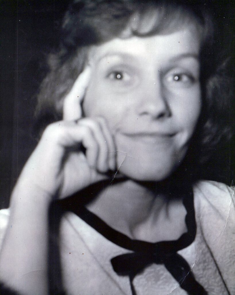 Lillian Ruth Miller