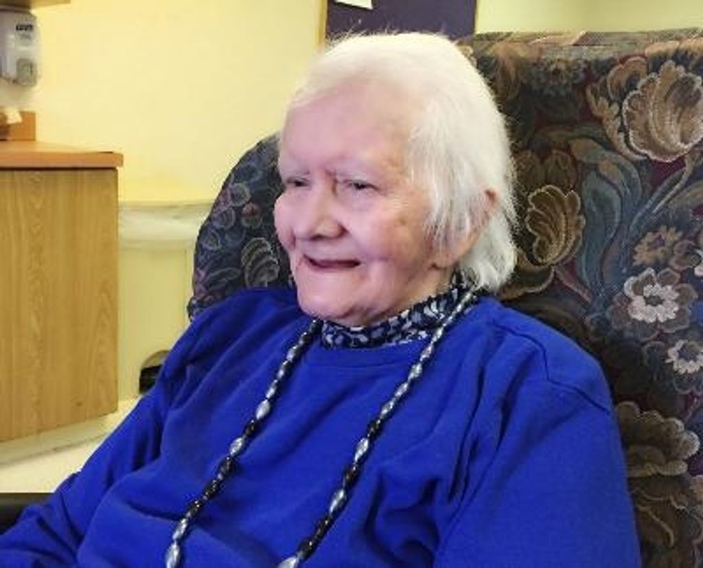 Luz Velez Profile Photo