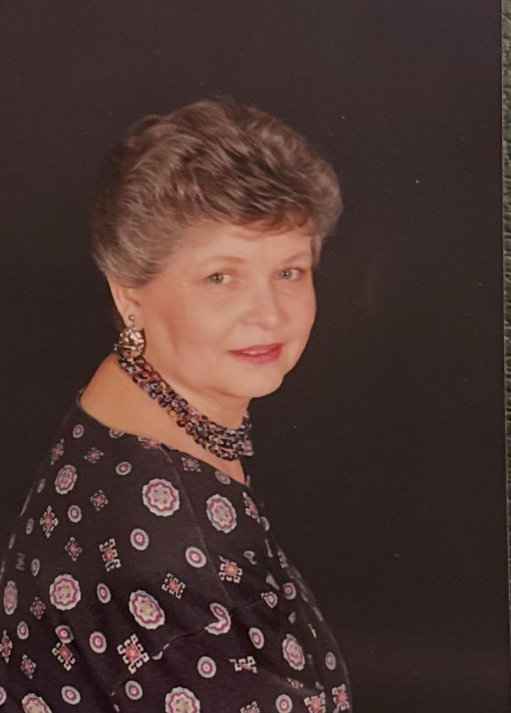 Monelle Holley Profile Photo