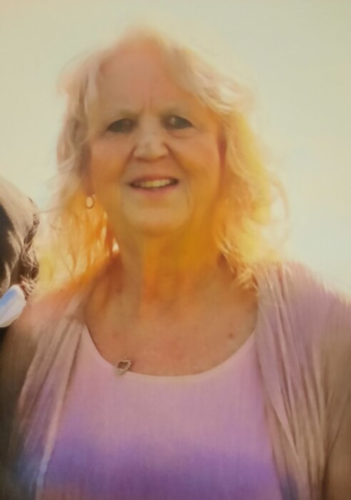 Connie (Cox)  Bullis