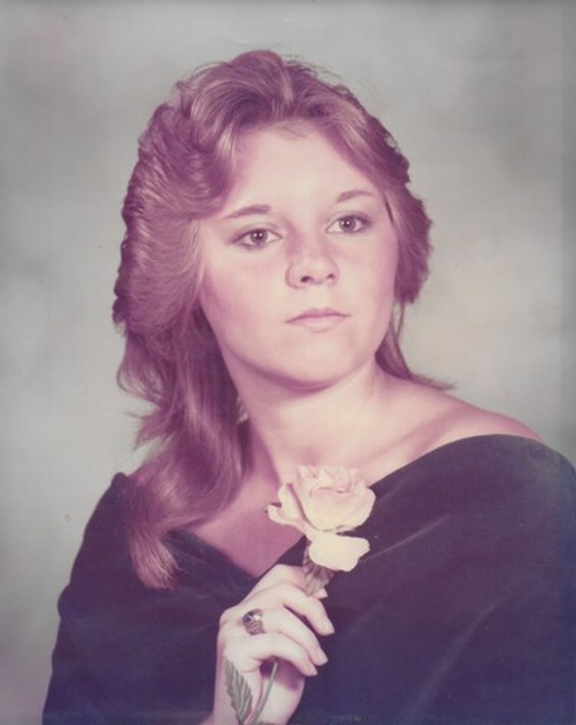 Suzanne Annette Treshman-Barton Profile Photo