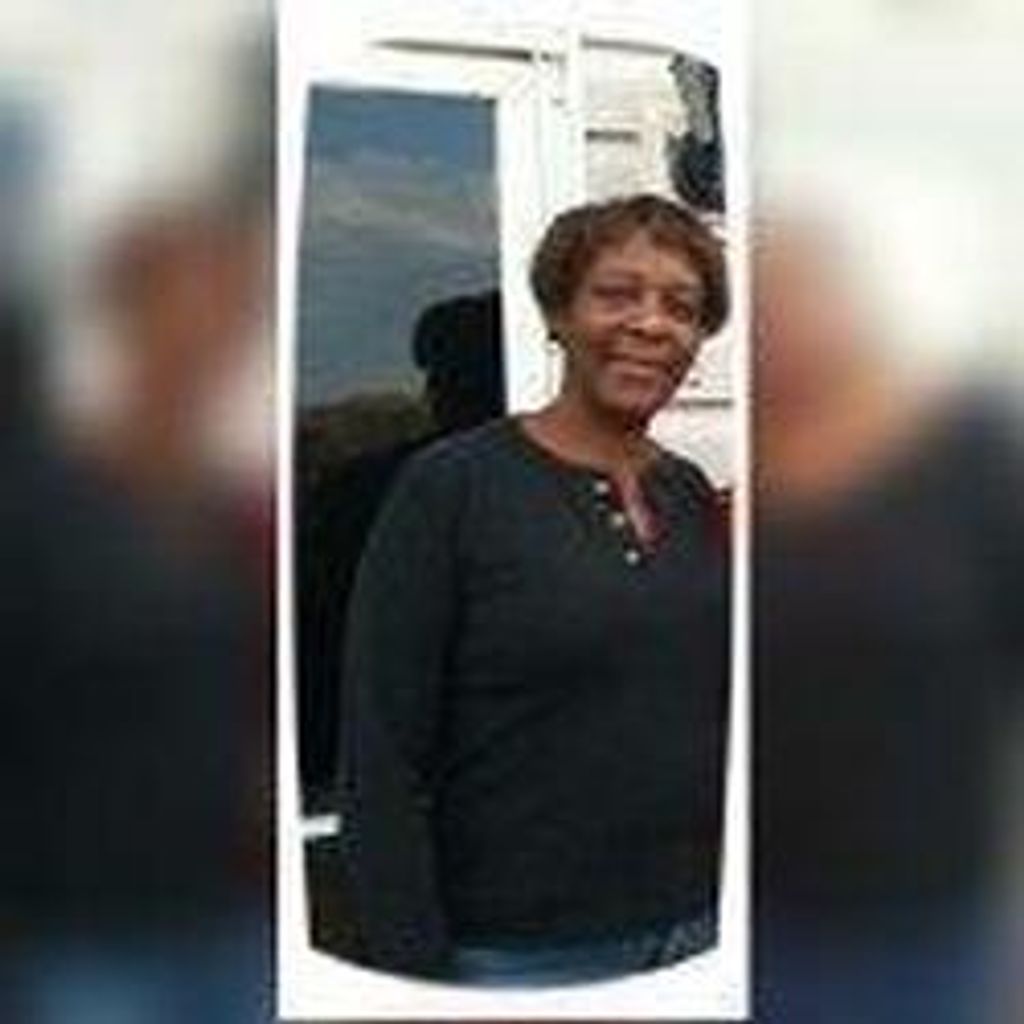 Lores Lee "Lolo" Edwards Profile Photo