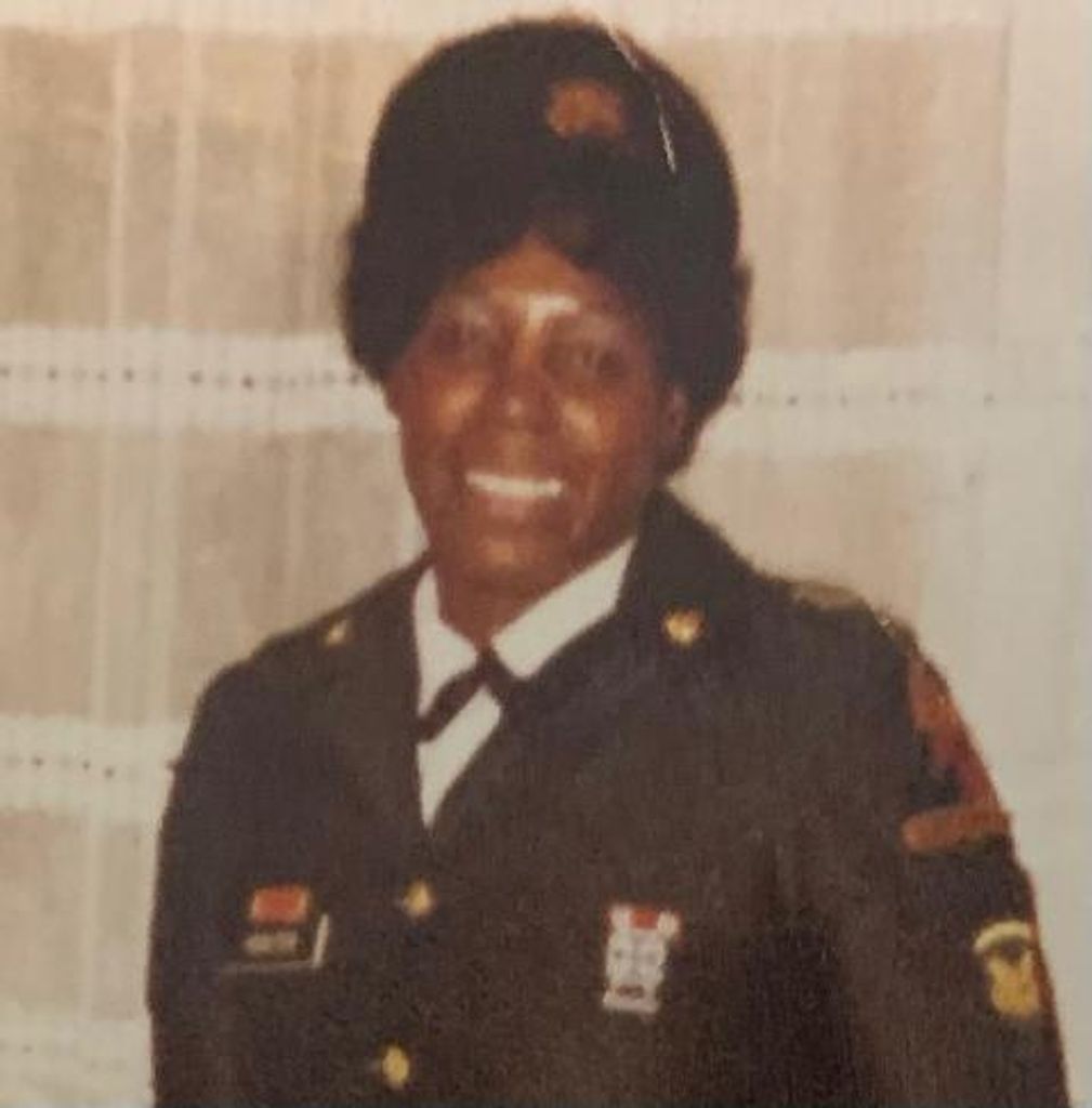 Birdie E Hunter Profile Photo