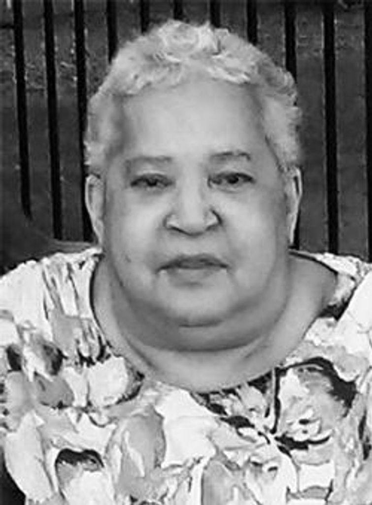 Lila Mae Hearns-Wallace (Davis)