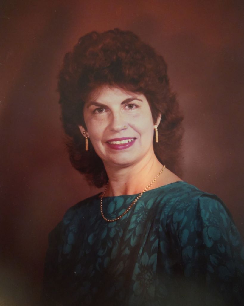 Edith Nogueira Strom