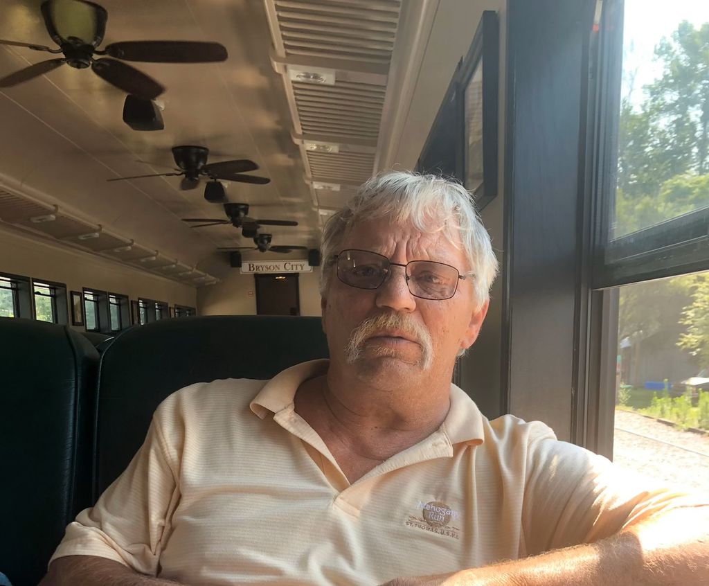 Robert Morris Profile Photo
