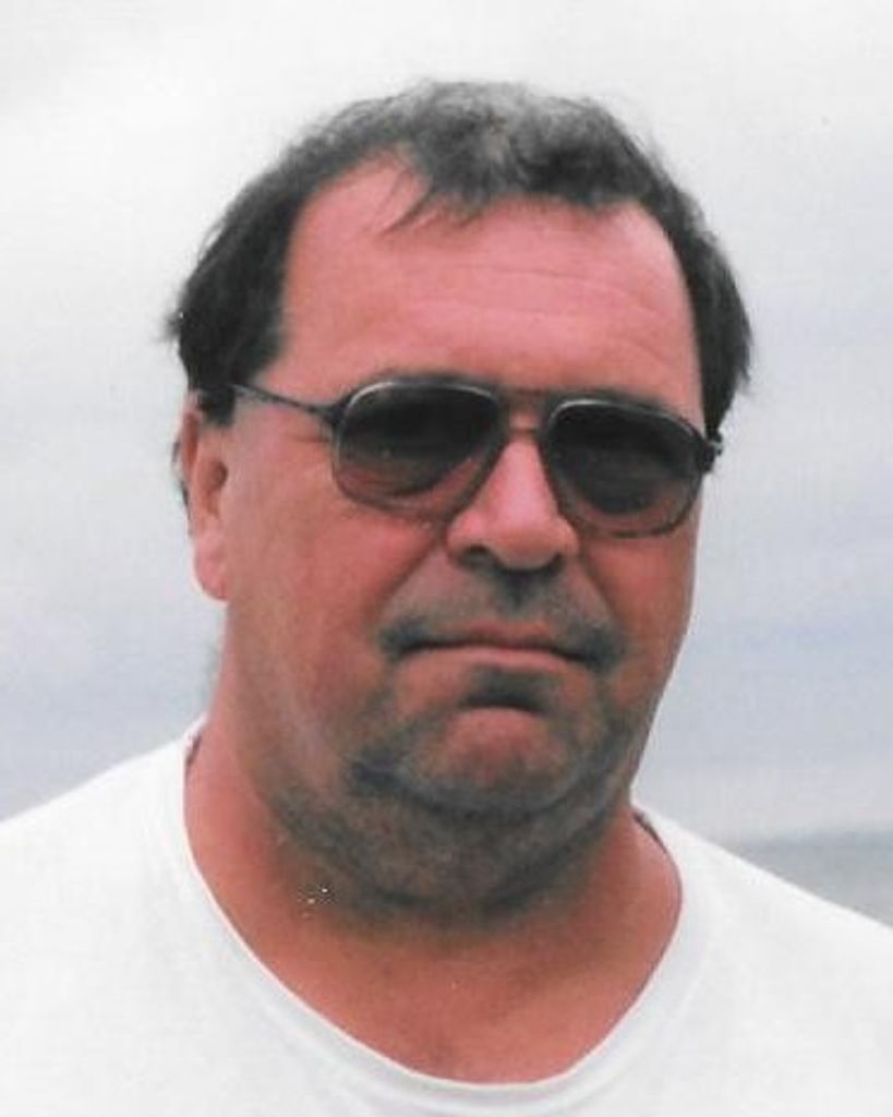 Chester Huss, Jr. Profile Photo