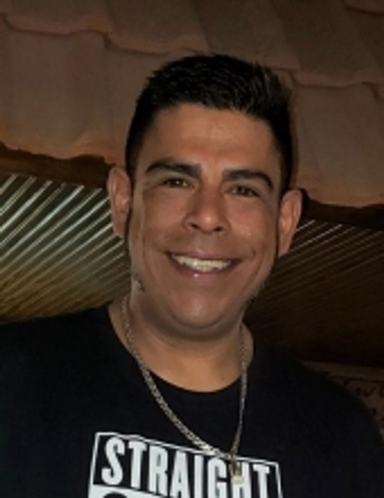 Moises "Cinco"  Calderon, Jr. Profile Photo