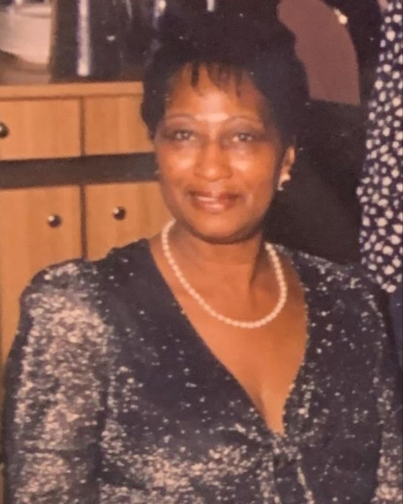 Laura Lee Smith Profile Photo