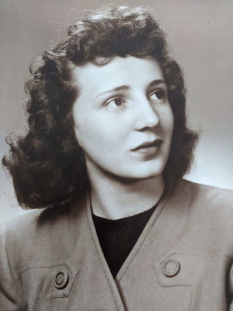 Dolores H Sneed Profile Photo