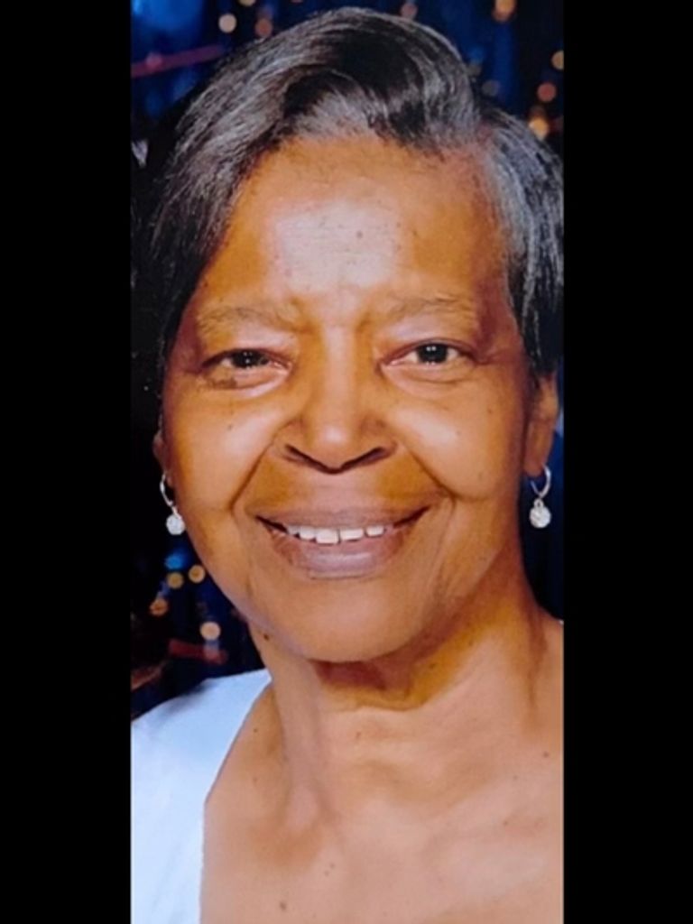 Gloria Logan Profile Photo