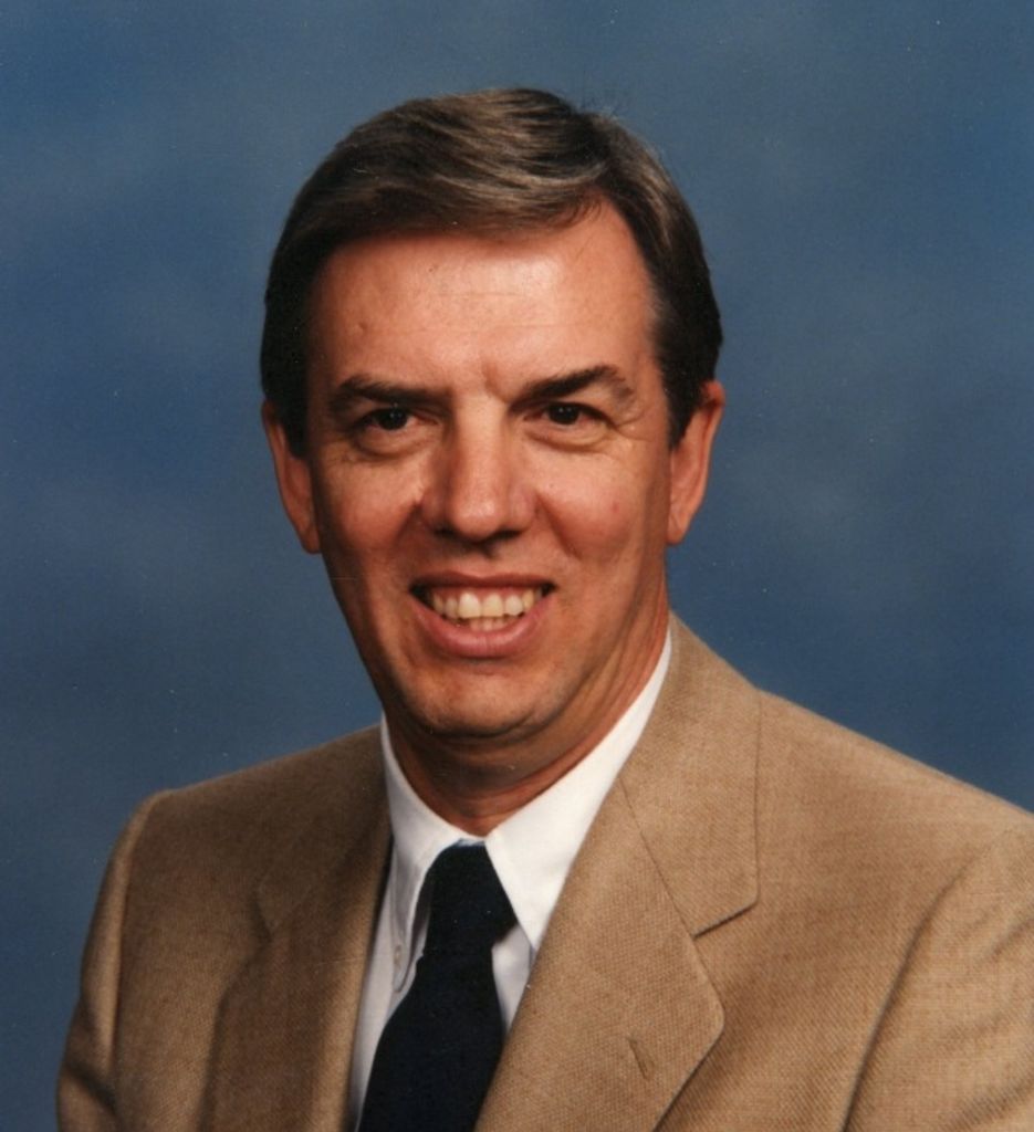 Dennis Scott Michael Profile Photo