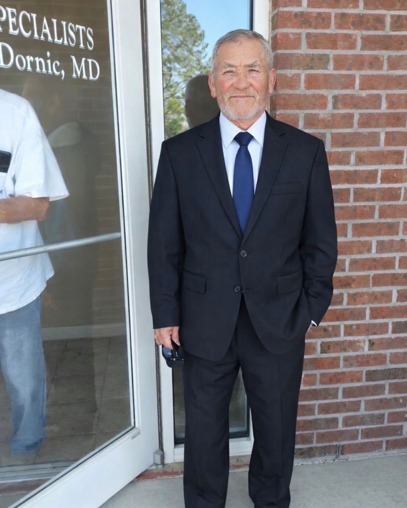 Hermelindo Velasquez Profile Photo