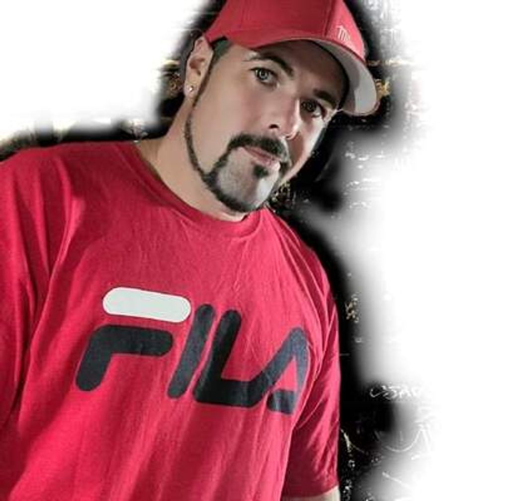 Trevor James Klingbeil Profile Photo