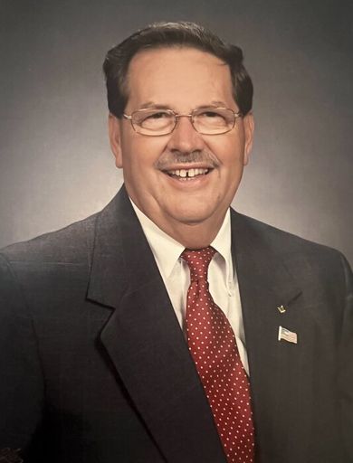 Leslie E. Brosius Profile Photo