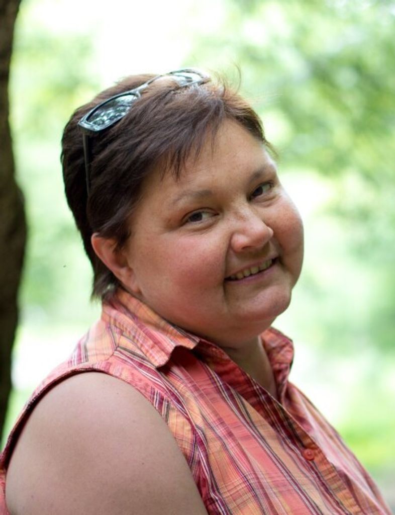 Rhonda Elizabeth Mann