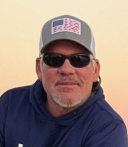 Dean Hale Profile Photo
