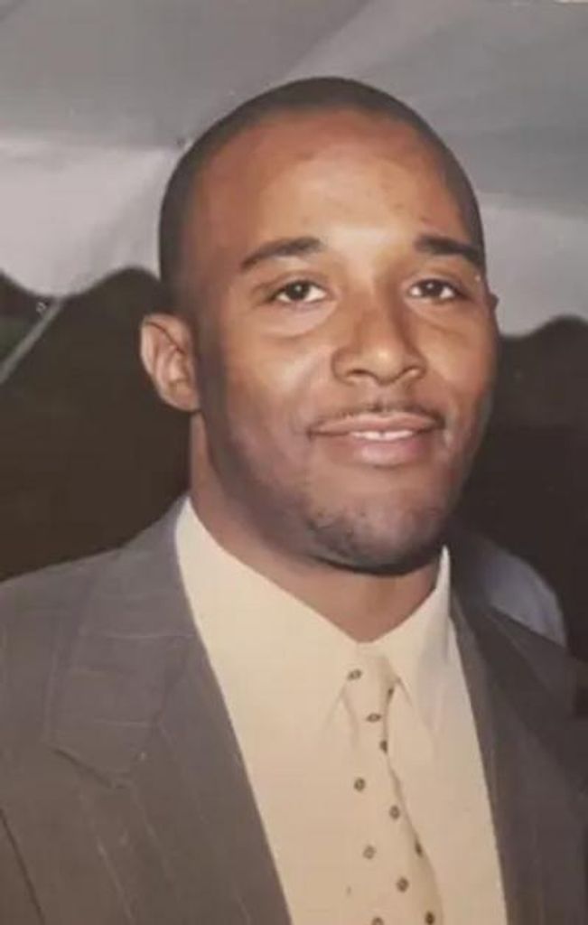 Edward Earl Rivera Profile Photo