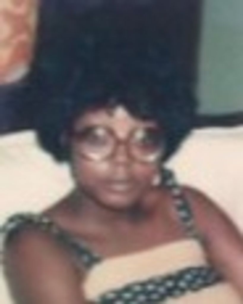 Linda L Bond