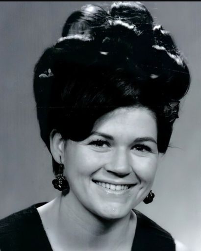 Darleen Kunze's obituary image