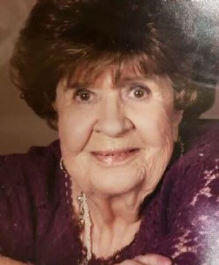 Claudia Guthrie Saxton