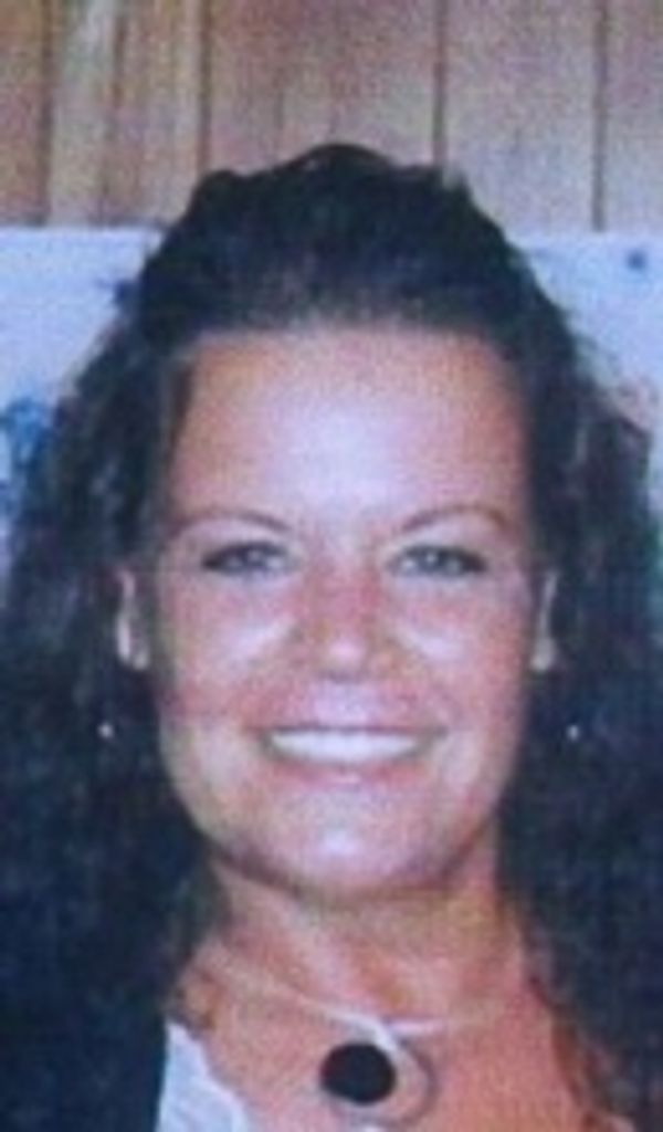 Chrisie  J. (Silva)  Wallace Profile Photo