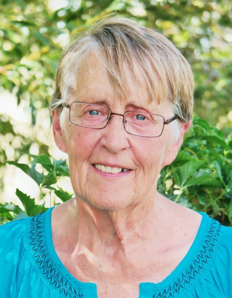 Maxine B Panas Profile Photo