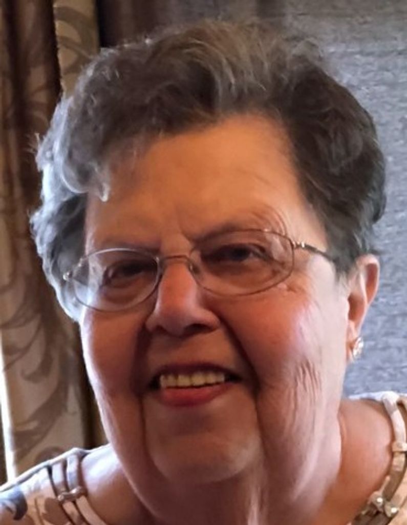 Loretta Lee (Nyswanen)  Filby