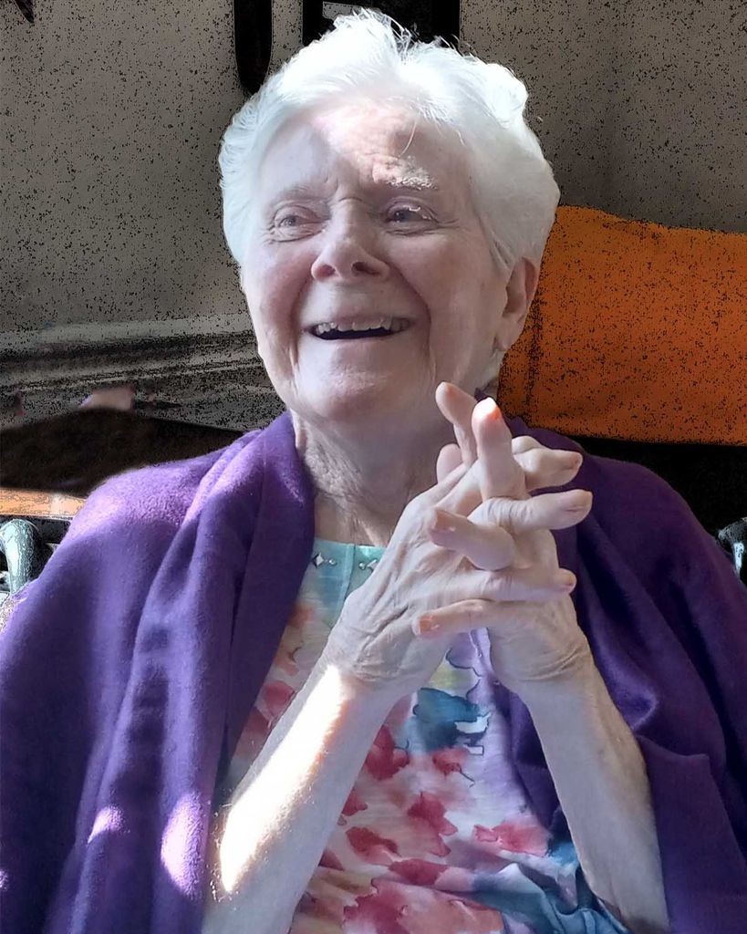 Peggy Irene Hunt