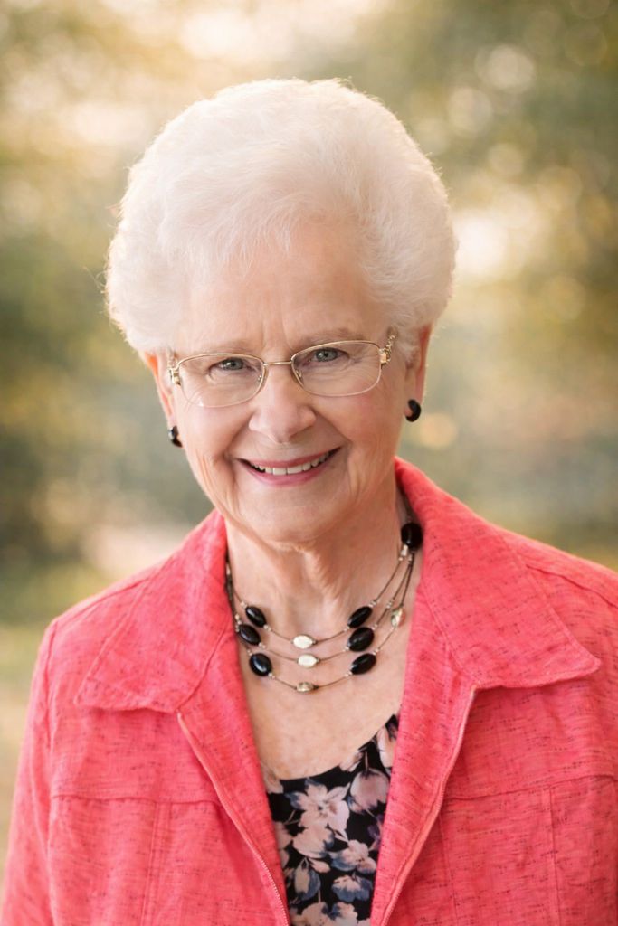 Darlene R Samuelson