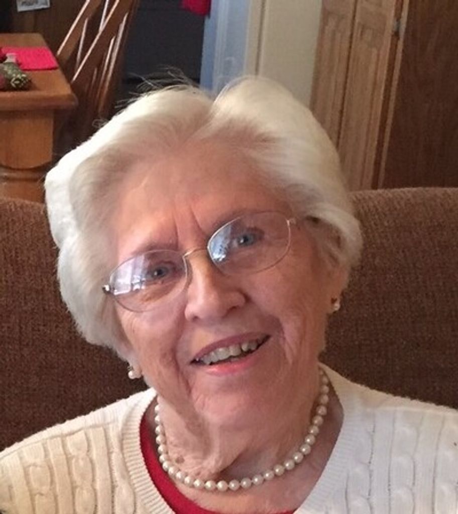 Susan Sanders Lewis Profile Photo