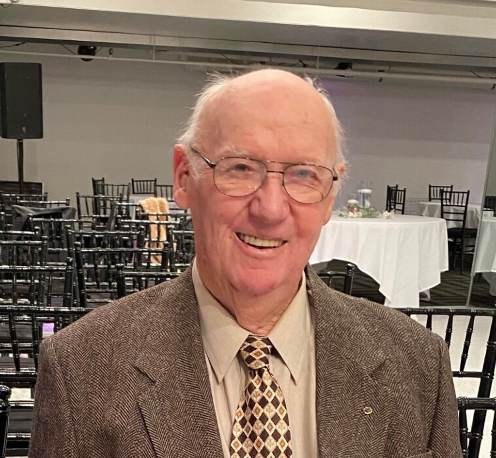 Robert "Bob" L Davenport