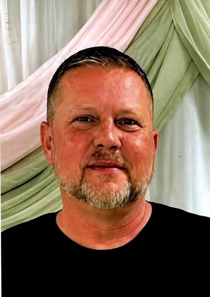 Christopher Shaun Whitehead Profile Photo