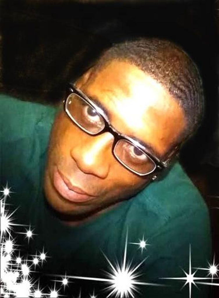 Dorian Glynn Simon Profile Photo