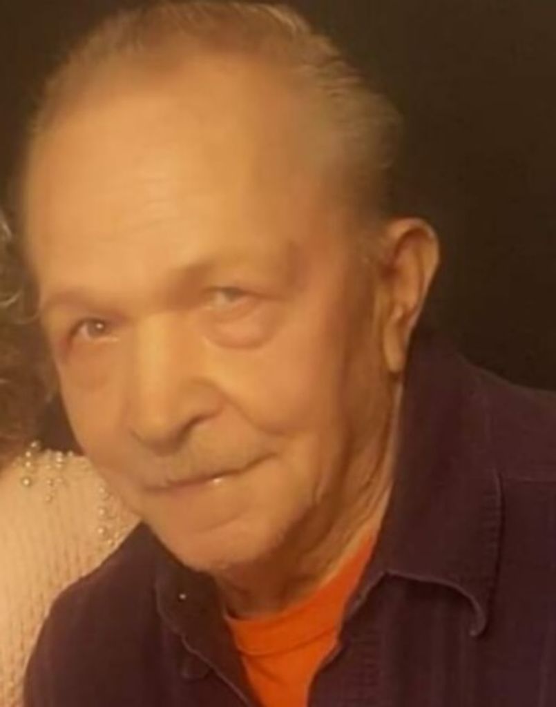 Johnny Lloyd Hilliard Profile Photo