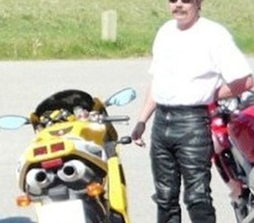 Craig  William Hutchison Profile Photo
