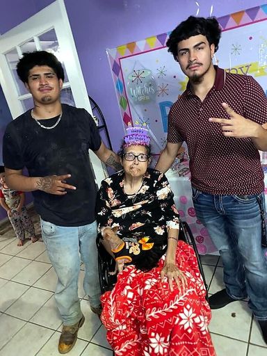 Irma Ayala photo gallery thumbnail 117 of 141