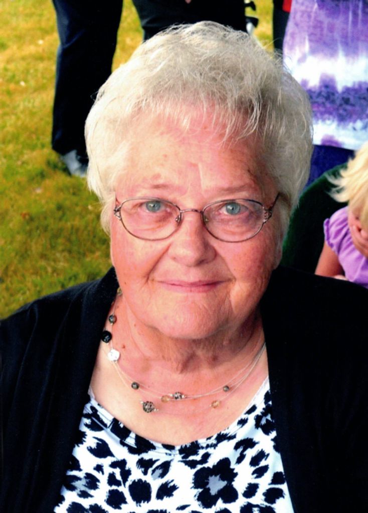 Ramona Thatcher Profile Photo