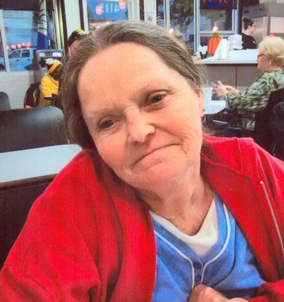 Lisa Sessions Profile Photo