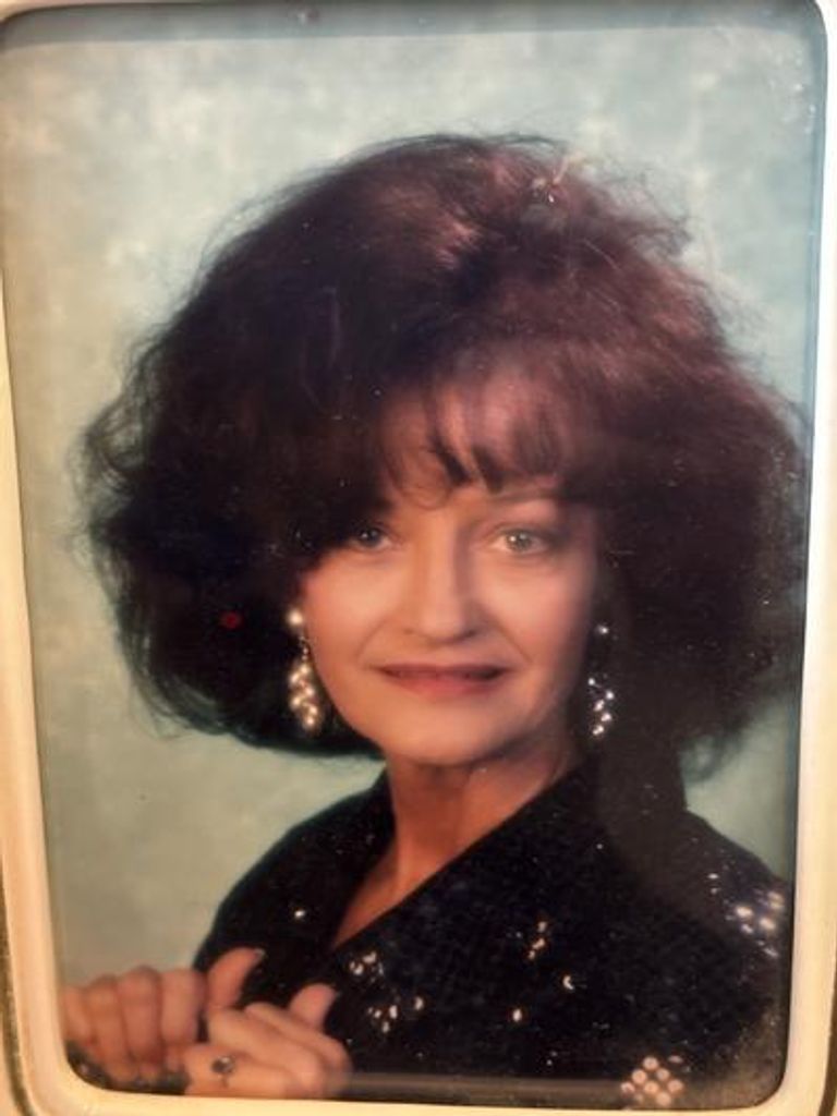 Betty Harrelson Woods