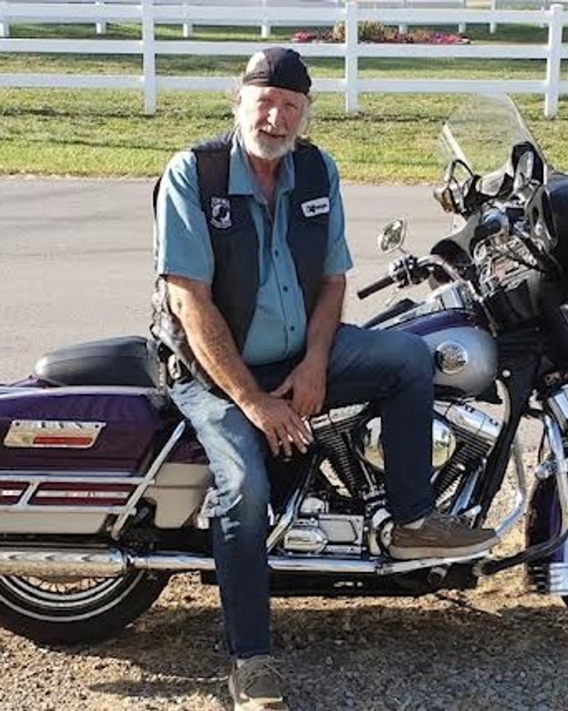 Clifford Griffith Profile Photo